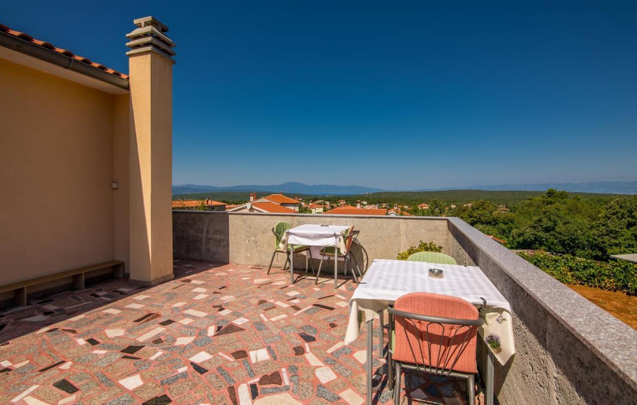 Rooms Valentino Vrh  Exterior photo