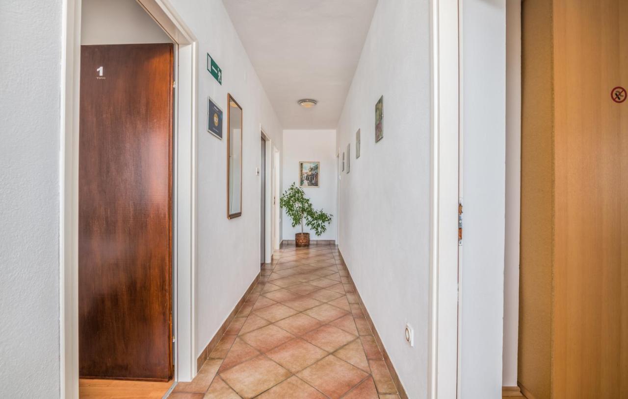 Rooms Valentino Vrh  Exterior photo